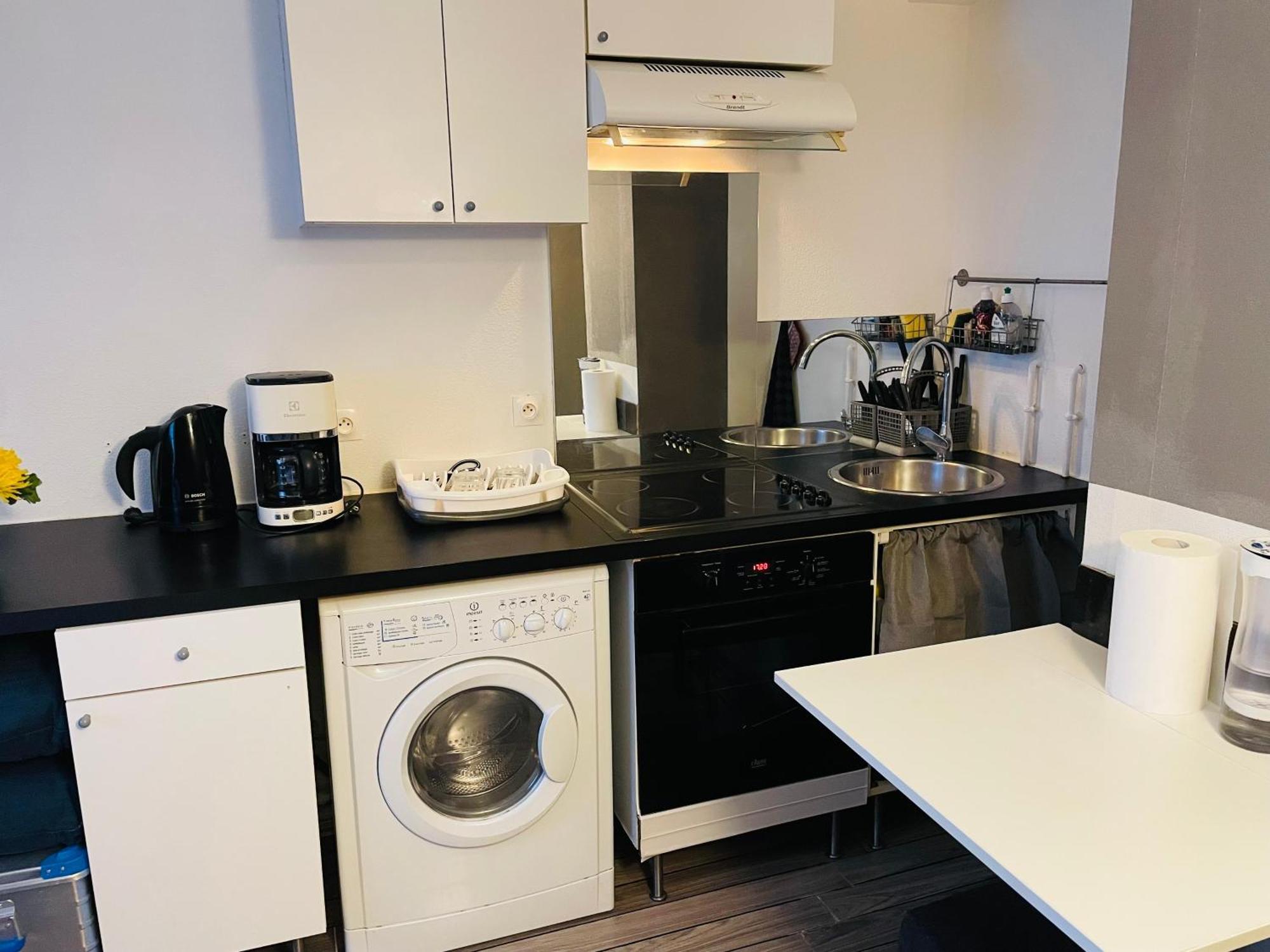 Comfortable Studio In Clichy Exterior photo
